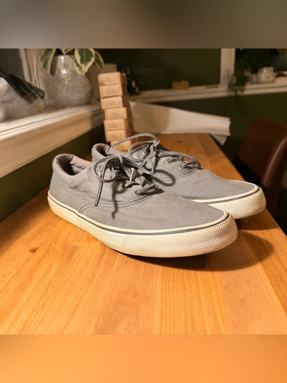 Sperry Gray Canvas Low-Top Sneakers